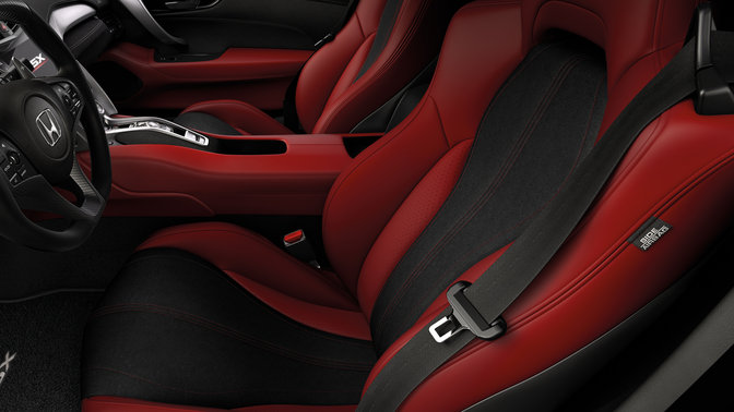 Clich&eacute; de l'int&eacute;rieur de la NSX