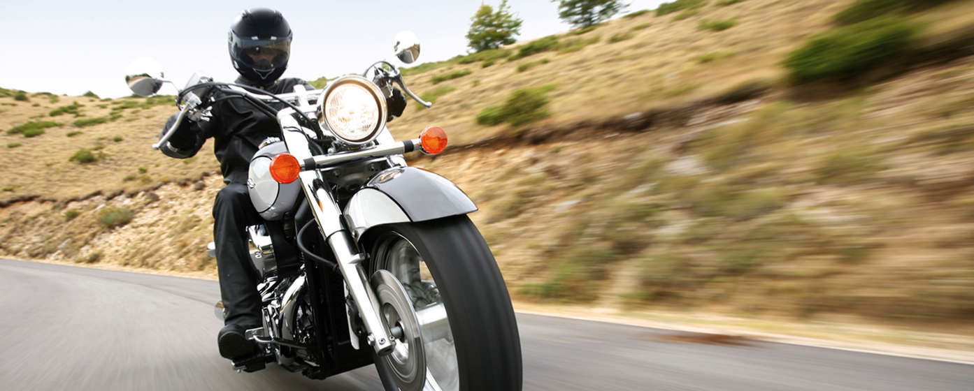 front shot, honda vt750c shadow