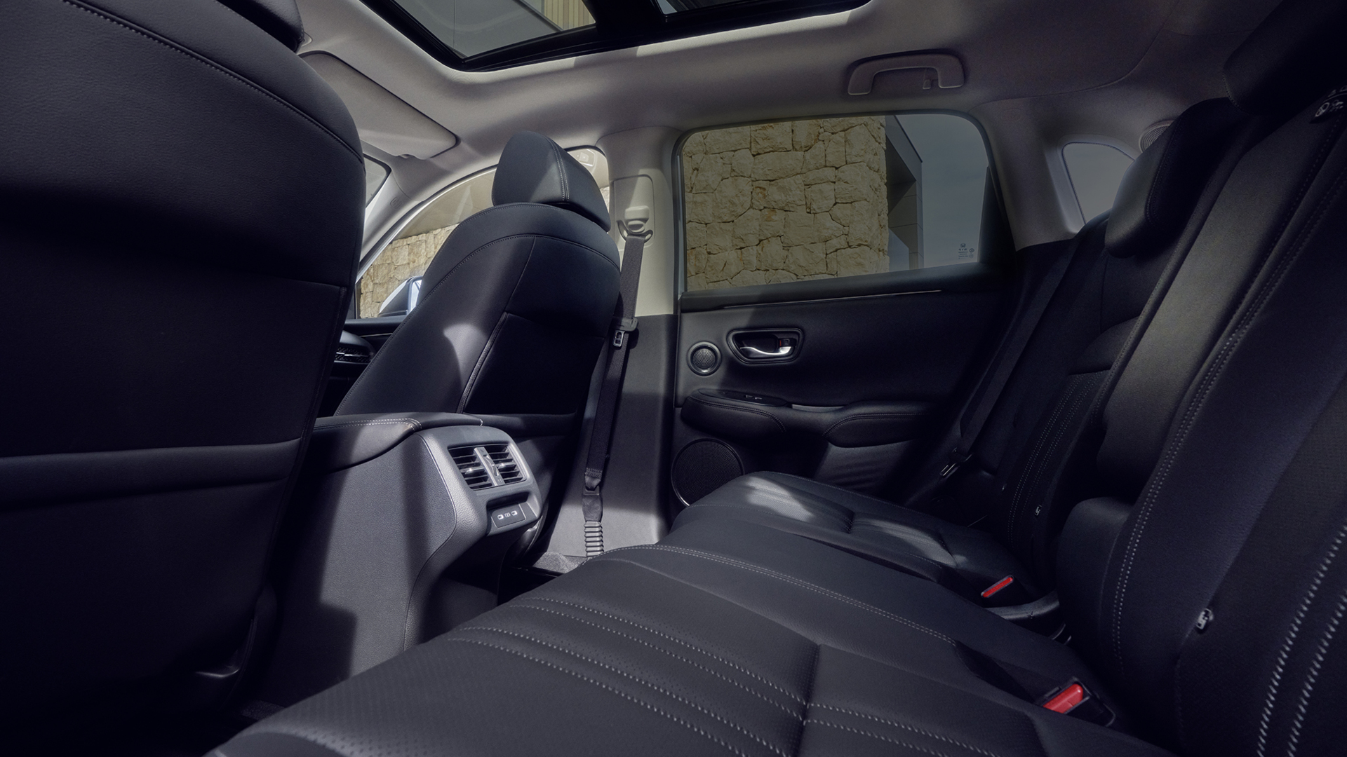 Siège arrière avec points ISOFIX visibles