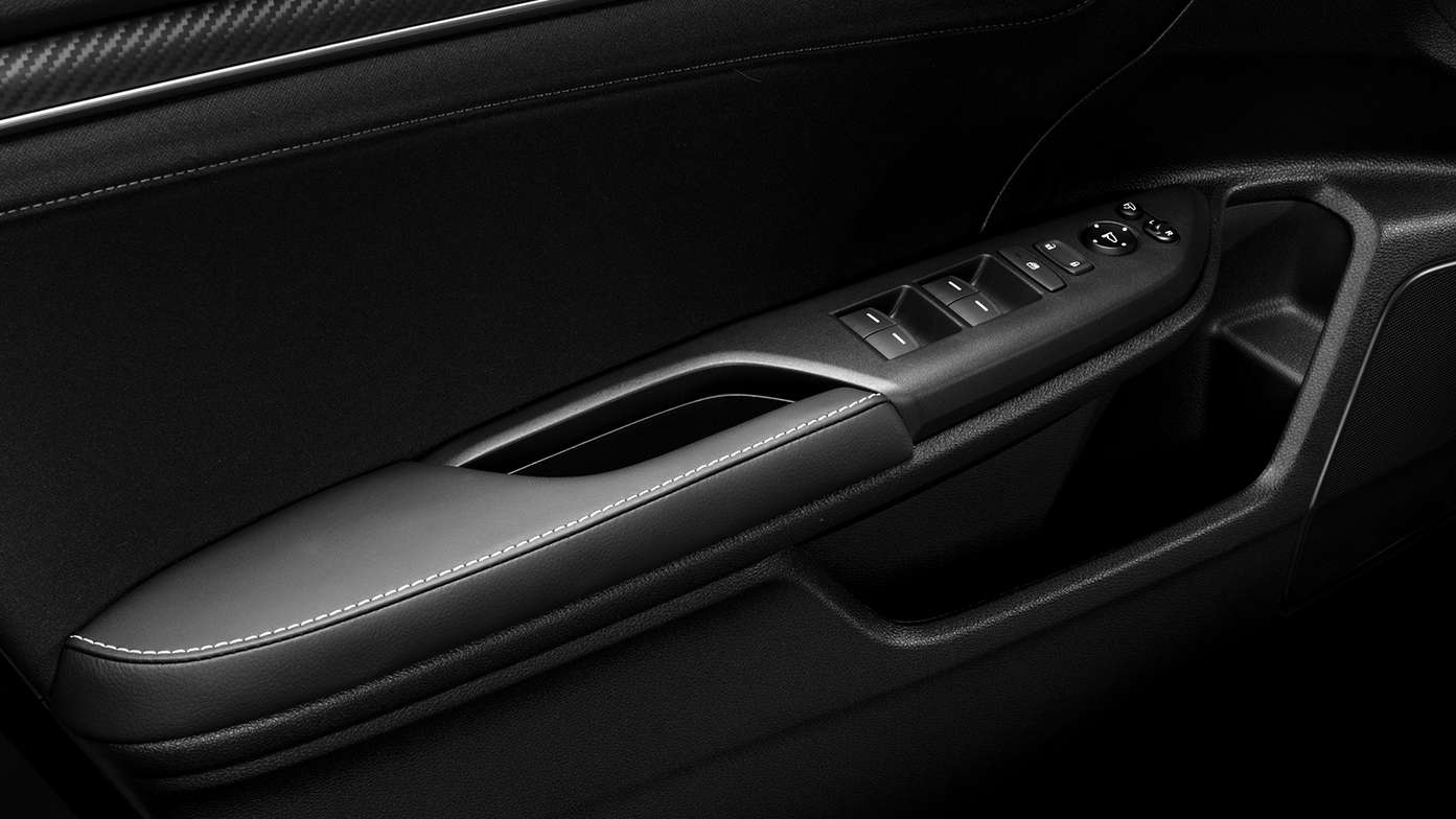 Vue latérale du systèmes d'airbag de la Honda Civic 5 portes