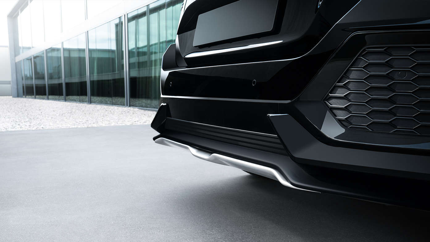 Gros plan du diffuseur arrière de la Honda Civic 5 portes Silver Line.
