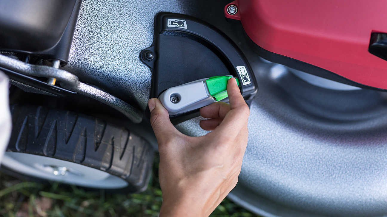 Close up of the Versamow switch.