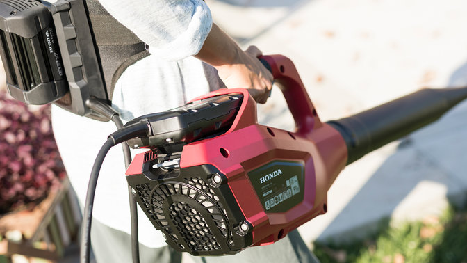 Close up of Honda cordless leafblower.