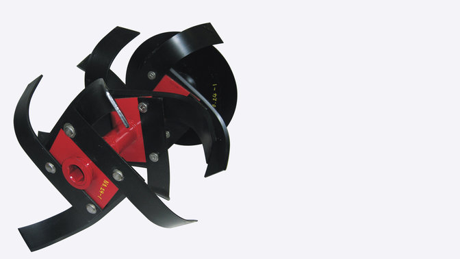 Gros plan des outils rotatifs.