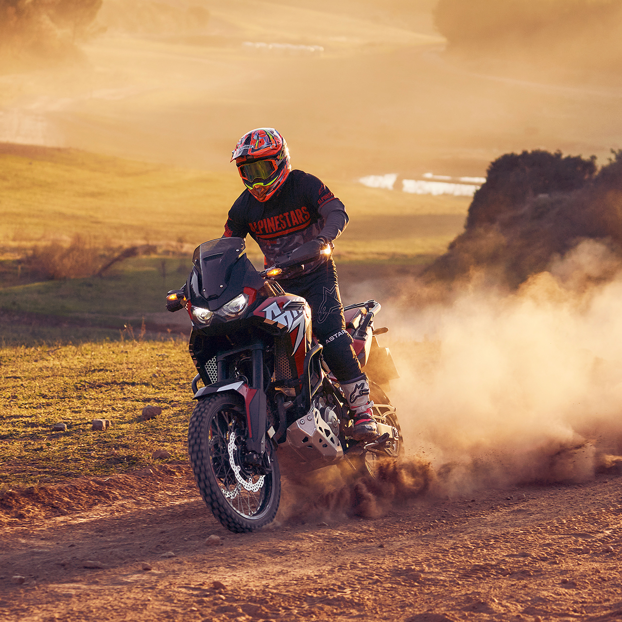 Image de la gamme Africa Twin à l'arrêt