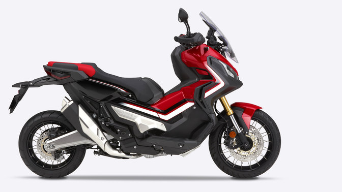 Vue de profil de la Honda X-ADV.