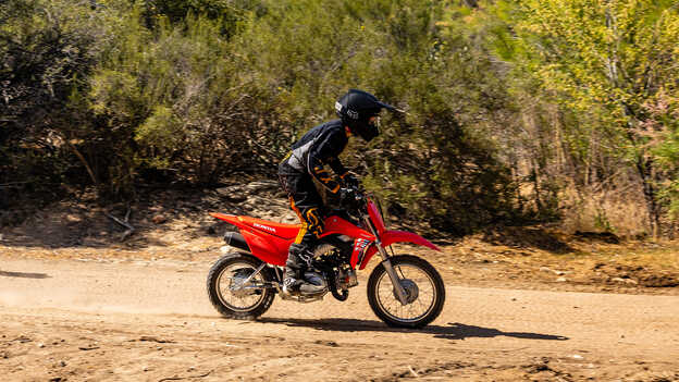 CRF110F Hauteur du siège 657 mm