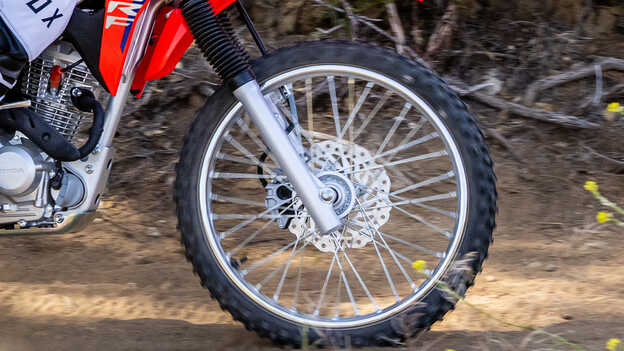Puissance de freinage de la Honda CRF125F