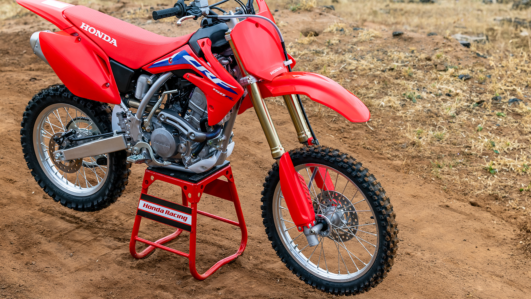 Suspension Showa de 37 mm et bras oscillant arrière Pro-Link