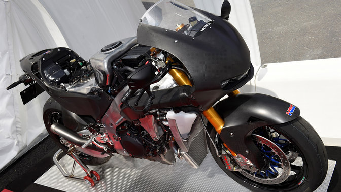 Vue lat&eacute;rale de la RC213V-S