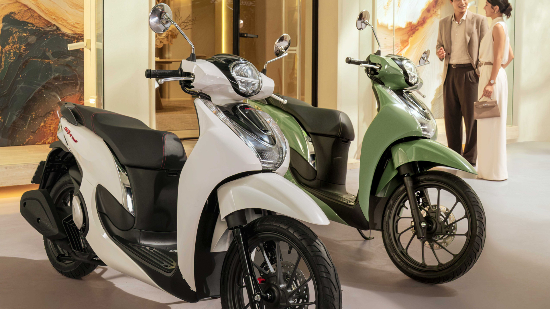 Gros plan sur le rangement avant du SH Mode 125