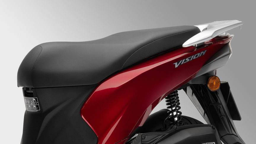 Gros plan de la selle du scooter