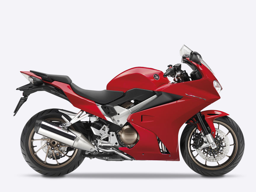 Honda - VFR800F - Tourer - Studio - Victory Red - Vue latérale