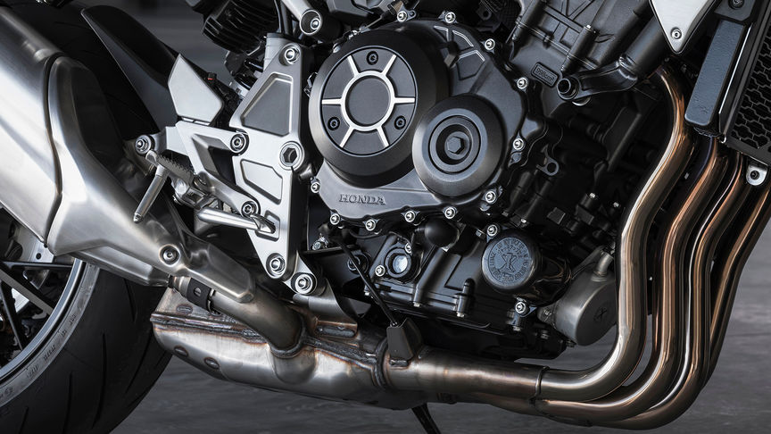 Honda CB1000R, moteur quatre cylindres en ligne exaltant 