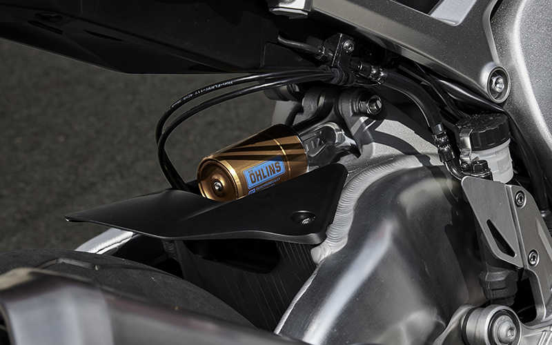 CB1000RR Fireblade SP, gros plan sur les suspensions électroniques Öhlins (S-EC)