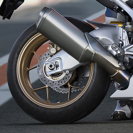 Gros plan sur le tuyau d&rsquo;&eacute;chappement de la CBR1000RR Fireblade SP