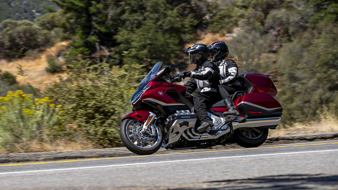 Honda Gold Wing Tour, la GOLD WING TOUR A FAIT PEAU NEUVE