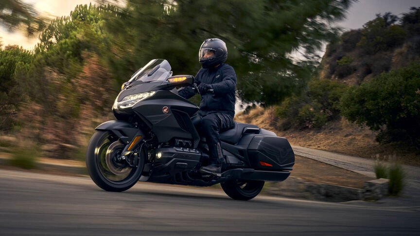 Vue latérale de la Honda GL1800 Gold Wing